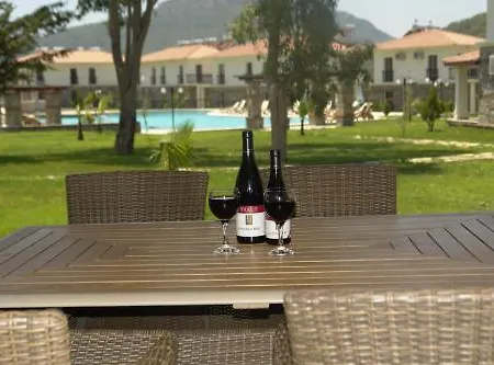 شقة فندقية Orka Village 4*